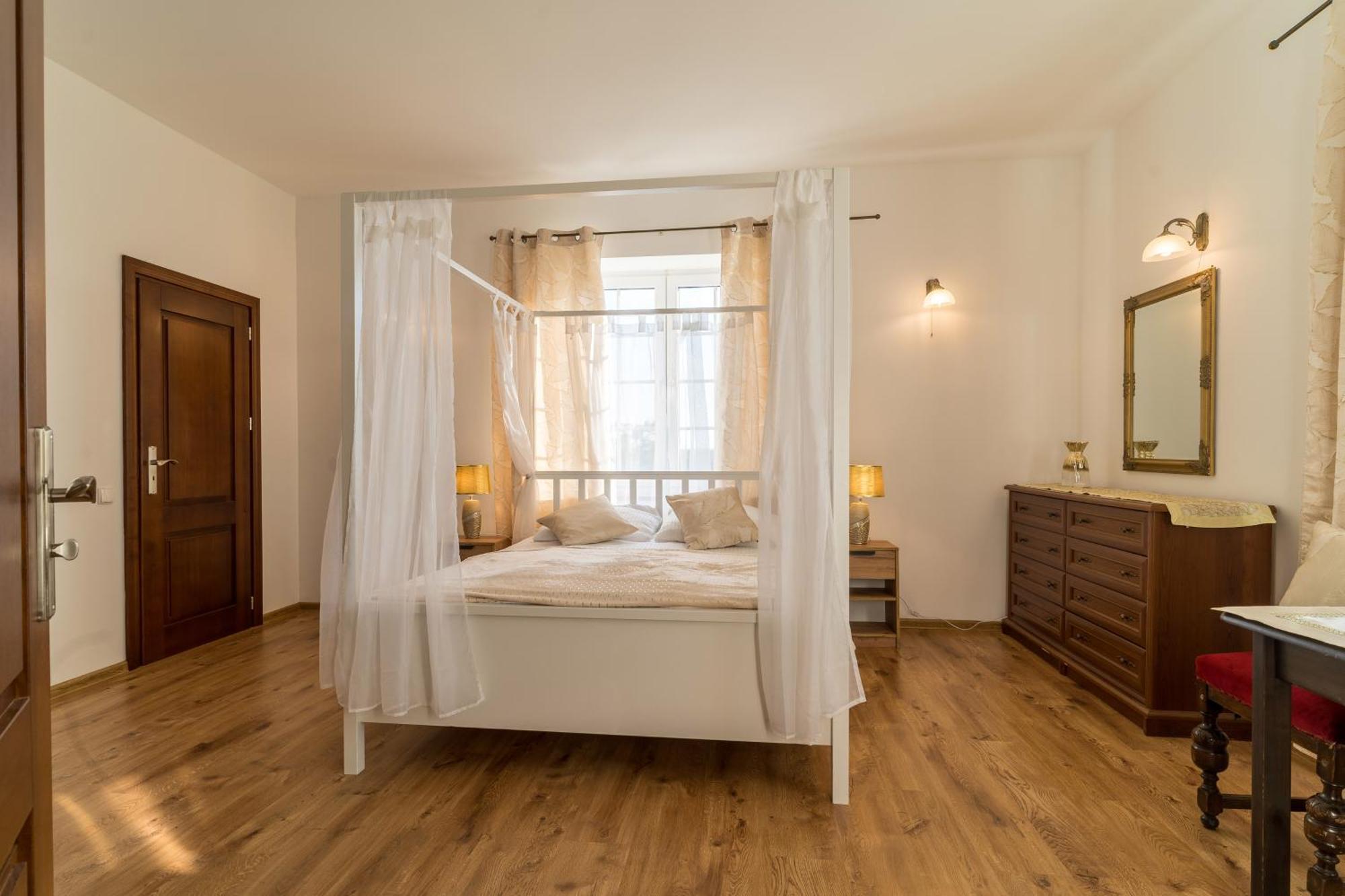 Pensjonat Well Clinic Medicine Estetic & Spa Гданьск Экстерьер фото