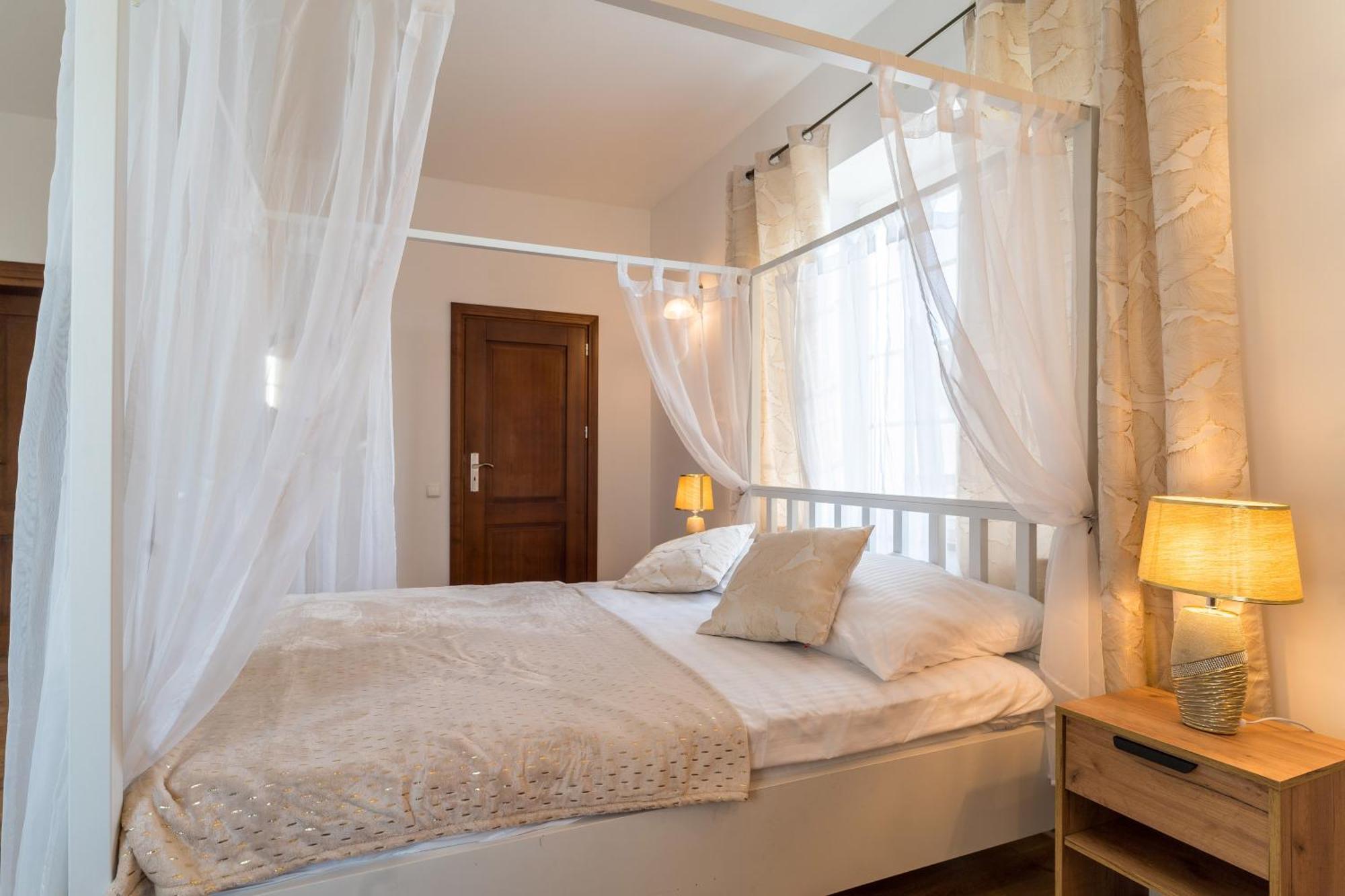 Pensjonat Well Clinic Medicine Estetic & Spa Гданьск Экстерьер фото